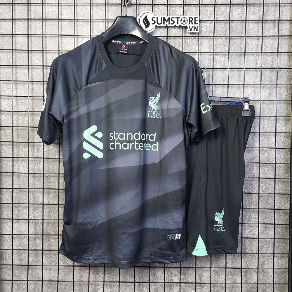 Bộ Quần Áo thể thao, bóng đá CLB Liverpool mùa 2023 - 2024, vải cao cấp chất lượng, thấm hút mồ hôi, thoát nhiệt nhanh.