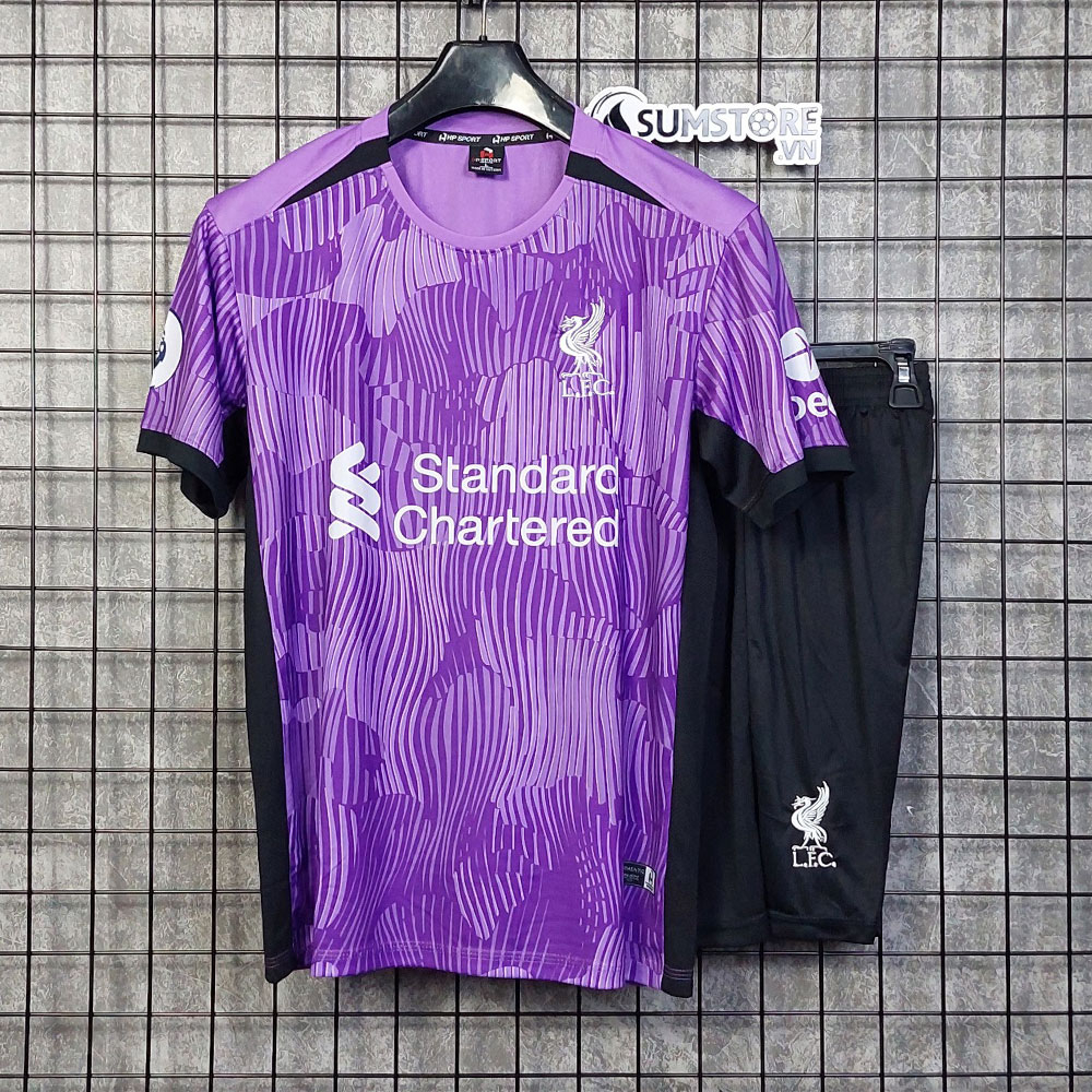 Bộ Quần Áo thể thao, bóng đá CLB Liverpool mùa 2023 - 2024, vải cao cấp chất lượng, thấm hút mồ hôi, thoát nhiệt nhanh.