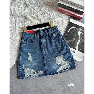 Chân Váy Denim Sờn Rách Phong Cách