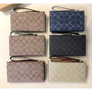 Ví Coach Tech phone Wallet full box làm quà