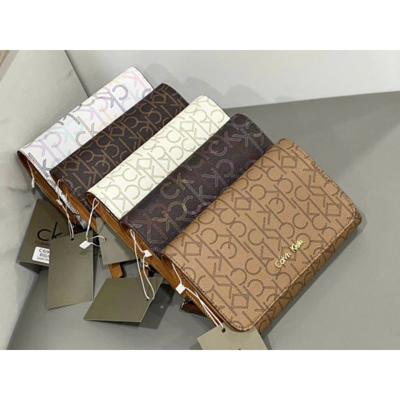 CẦM TAY VÀ ĐEO CHÉO