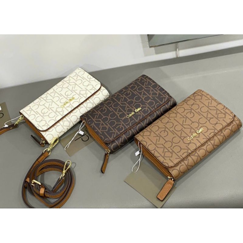 CẦM TAY VÀ ĐEO CHÉO