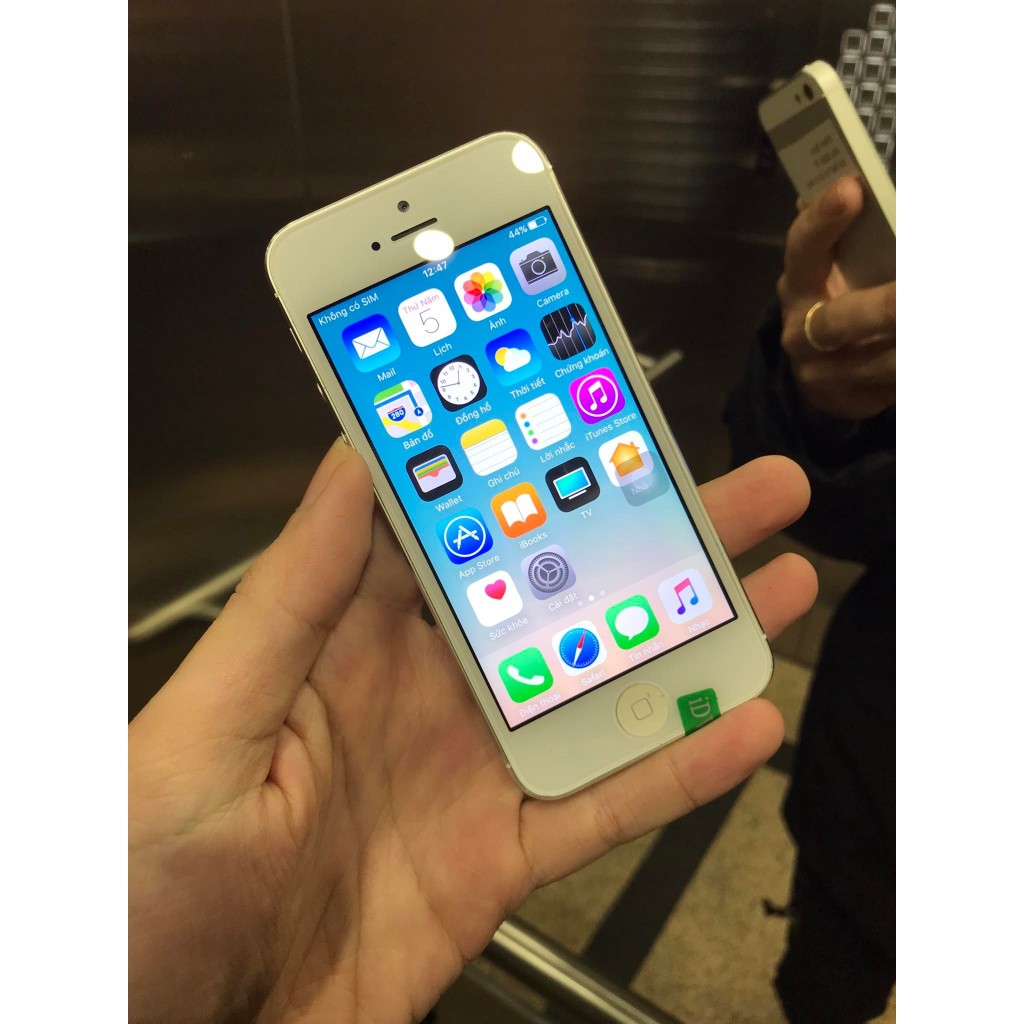I - phone 5 QTE Full chức năng Tặng dây sạc , hướng dẫn tải app