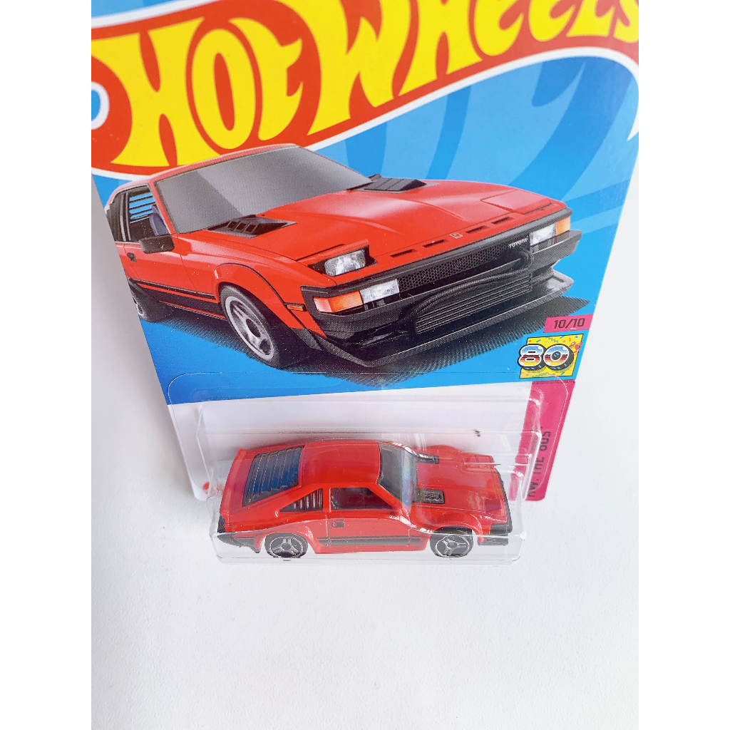 Xe Mô Hình Chính Hãng HotWheels - 82 Toyota Supra