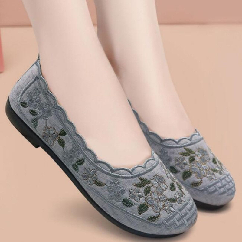 Giày thêu lưới thoáng khí