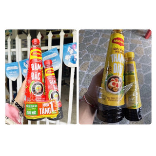 Nước tương Maggi đậu nành chai (700ml) (tặng chai 200ml cùng loại)