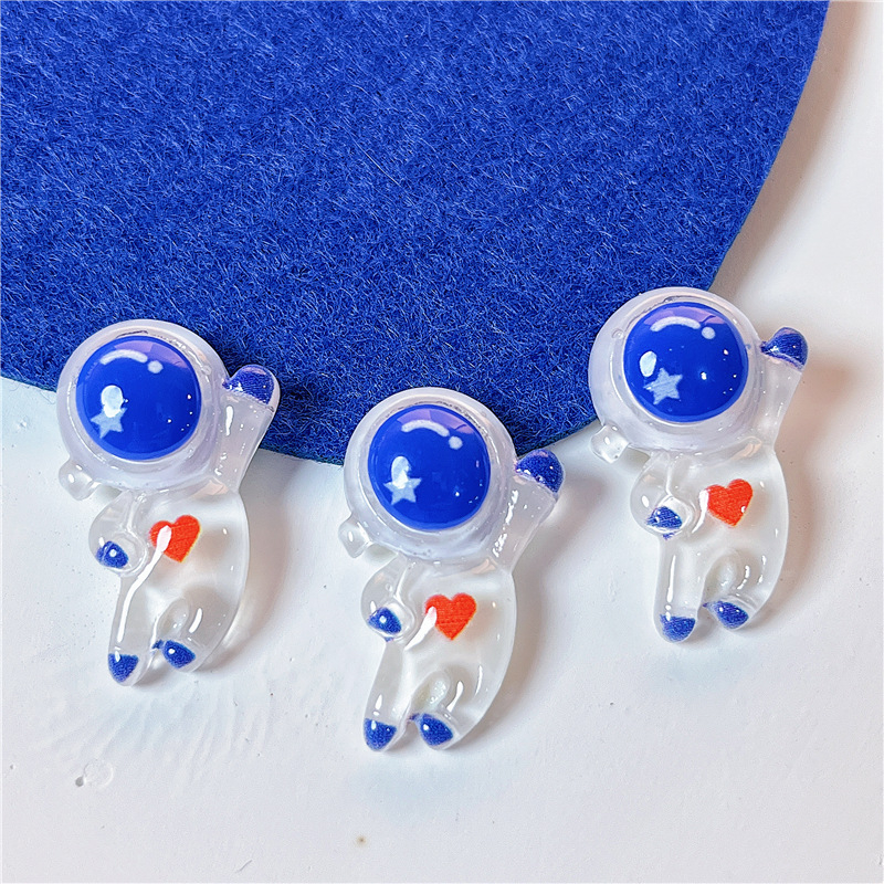 Sticker jibbitz gắn dép sục Crocs hình phi hành gia trong suốt-ON05