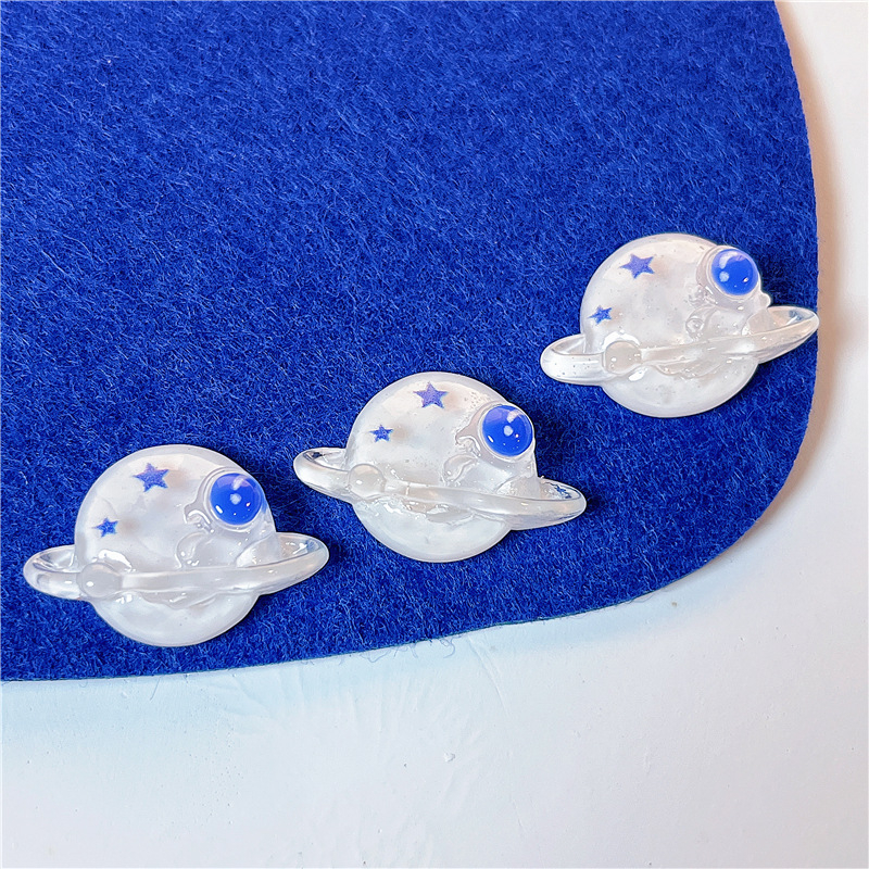 Sticker jibbitz gắn dép sục Crocs hình phi hành gia trong suốt-ON05