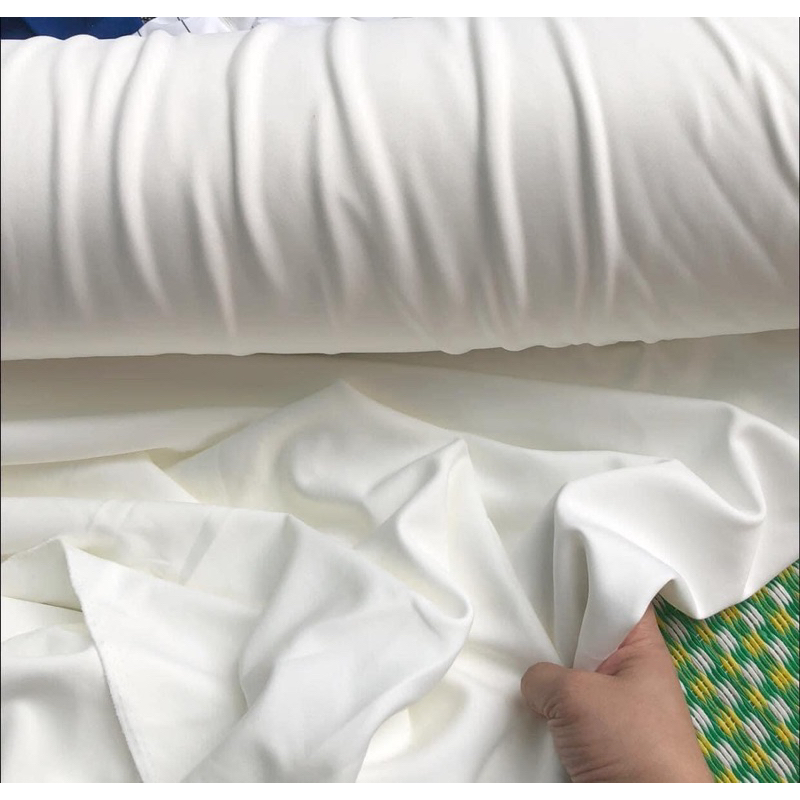 Vải xneo màu đỏ , màu trắng