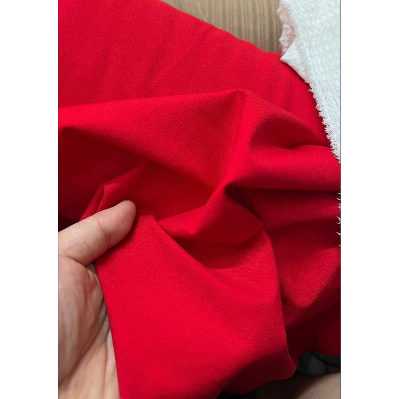 Vải xneo màu đỏ , màu trắng