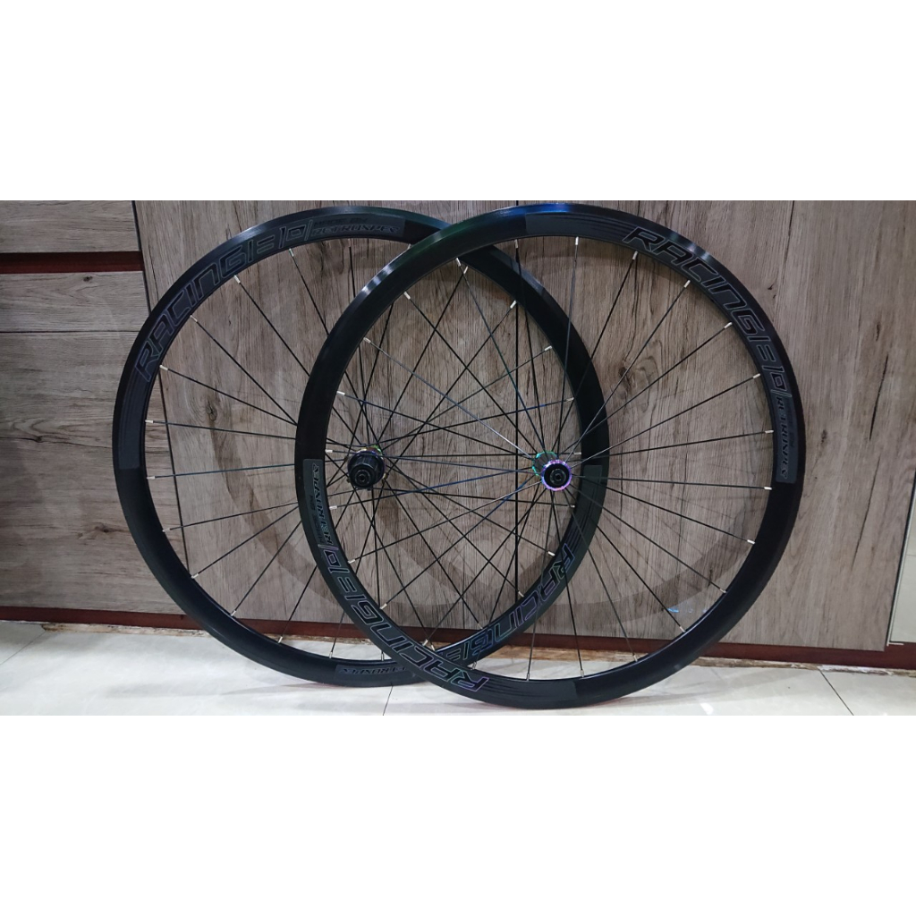 Bánh Bộ 700 Nhôm Đùm TiTan Áo Carbon