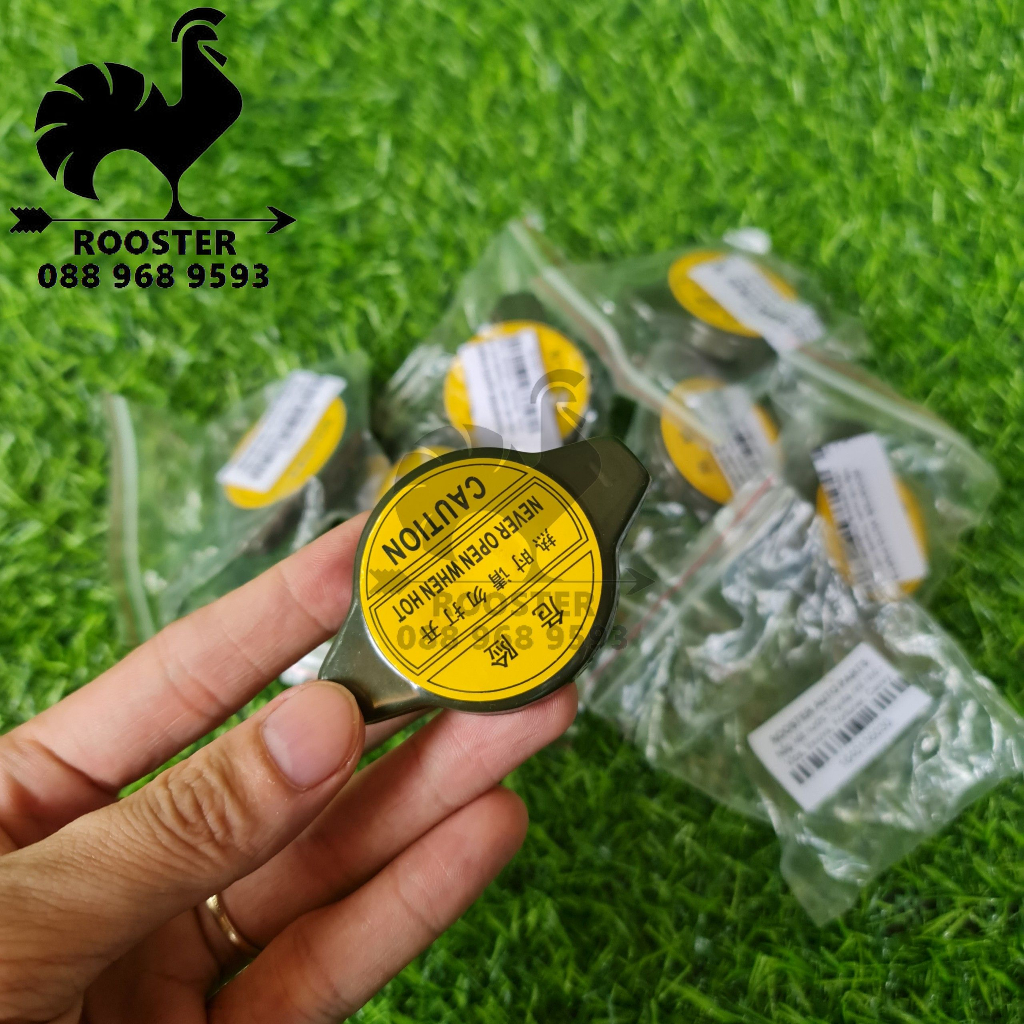 Nắp két nước Toyota nhĩ nhỏ xe Vios, Innova, Fortuner, Hilux, Camry