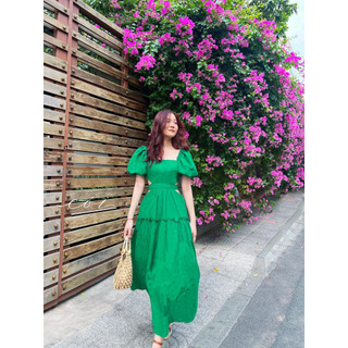 Đầm maxi cổ vuông tay phồng khoét eo