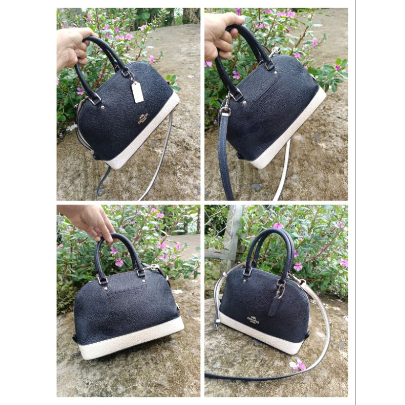 Túi si hiệu Coach