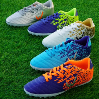 Giày Đá Bóng Wika Ultra 5 Tặng [Bình Xịt Khử Mùi + Tất Dệt Kim + Băng Cuốn Chân]