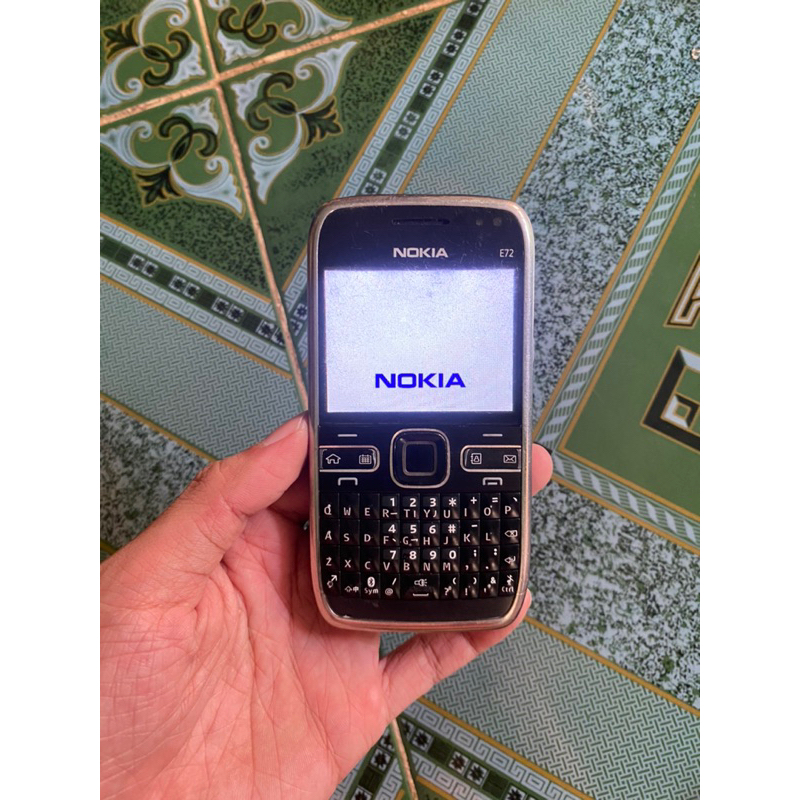 Xác điện thoại Nokia E72 zin