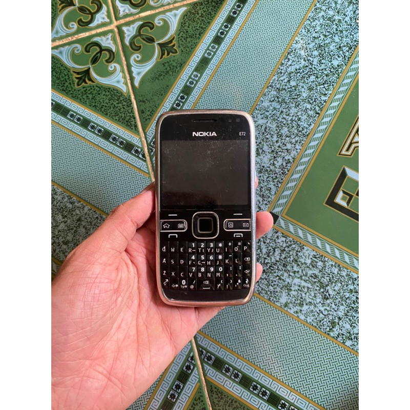 Xác điện thoại Nokia E72 zin