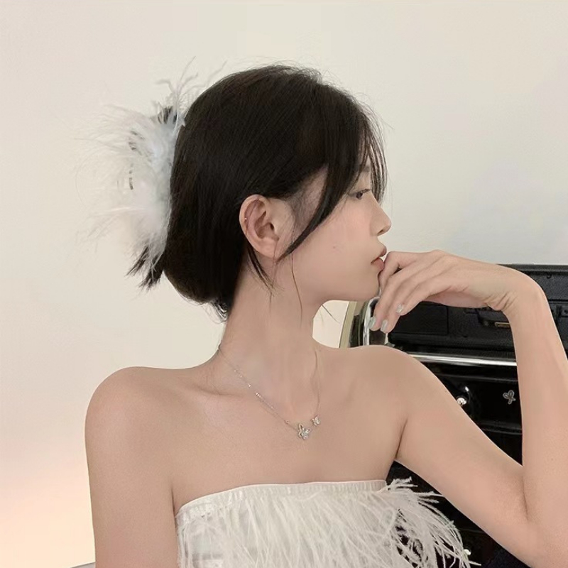 Vòng cổ, Dây chuyền unisex nam nữ chất thép titan không gỉ mặt dây họa tiết cánh bướm phong cách trang nhã - Mã DC017