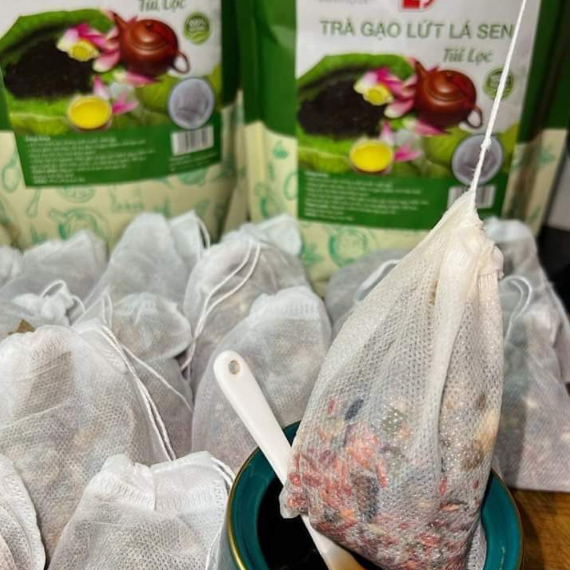 Trà gạo lứt lá sen túi lọc Bịch 21 túi lọc, hỗ trợ giảm cân, giảm mỡ bụng, đùi, bắp tay, bắp chân hiệu quả