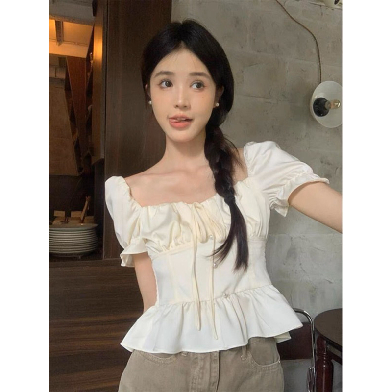 Áo Sơ Mi Ngắn Cổ Vuông Trễ Vai Thiết Kế