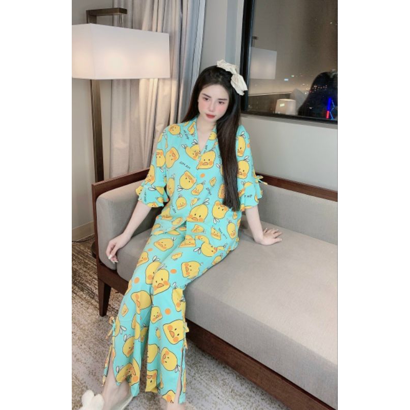 Quần Xẻ Tay Loe Sang Chảnh vải mango