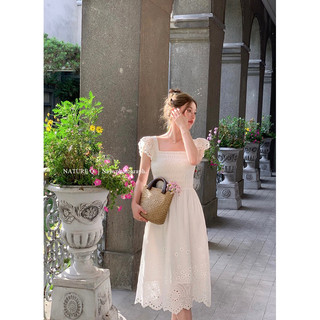 VÁY TRẮNG 061