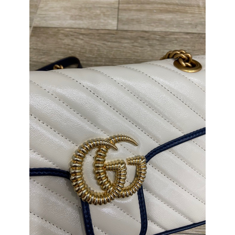 Túi si hiệu GC Marmont 25