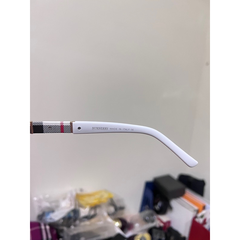 Kính BBR auth Thanh lý