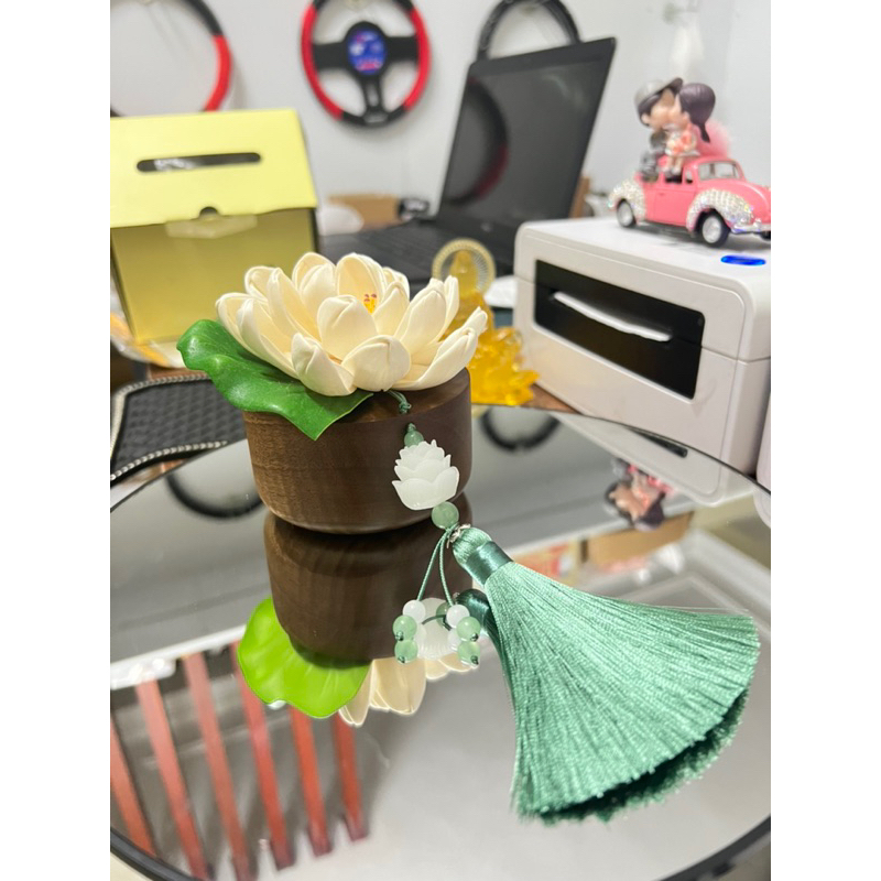 Hoa Gỗ Hoàng Dương Cao Cấp Trang Trí Ô Tô Làm Từ Gỗ Hồ Đào