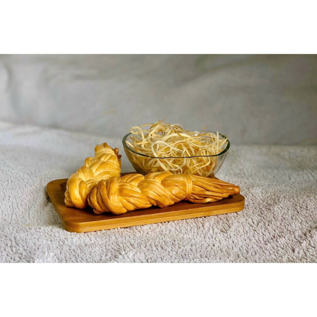 Set 2 cây Phomai hun khói dê 100g - Date mới nhất