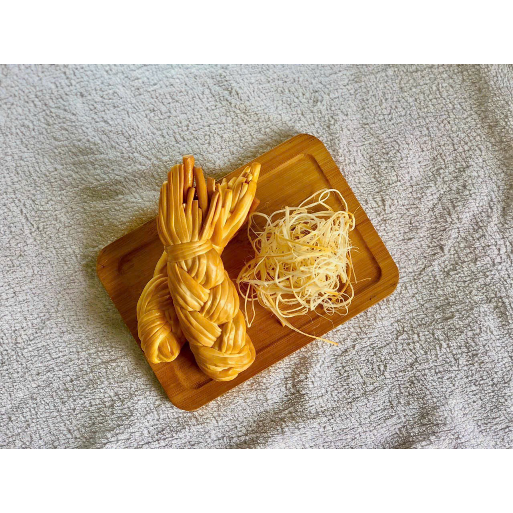 Set 2 cây Phomai hun khói dê 100g - Date mới nhất