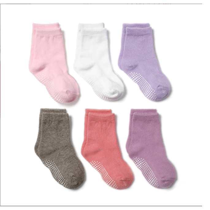 Sét 03 đôi tất ngẫu nhiên cho trẻ em size từ 1-5 tuổi chống trơn trượt, thấm hút mồ hôi