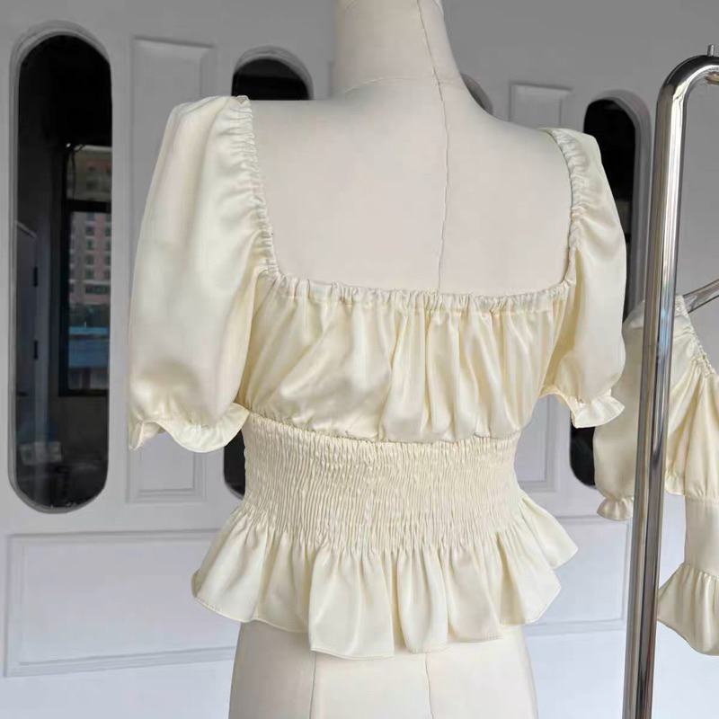 Áo Sơ Mi Ngắn Cổ Vuông Trễ Vai Thiết Kế