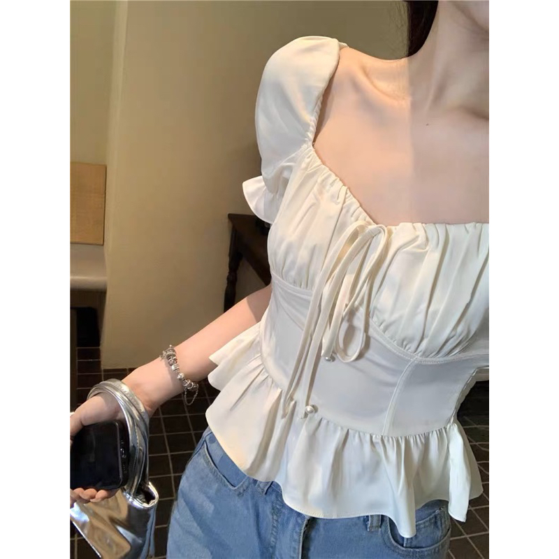 Áo Sơ Mi Ngắn Cổ Vuông Trễ Vai Thiết Kế