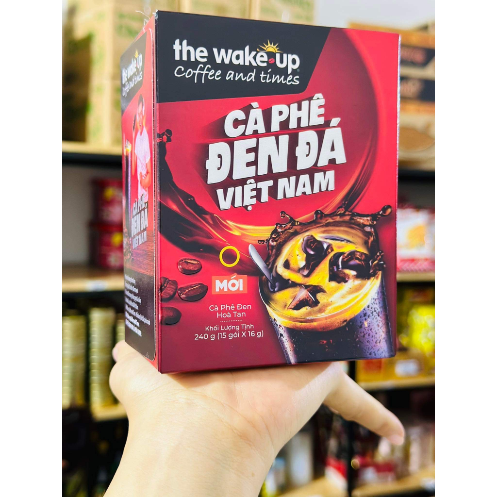 Cà phê đen đá Việt Nam wake up 35 bịch x 16gr HSD T1/2024
