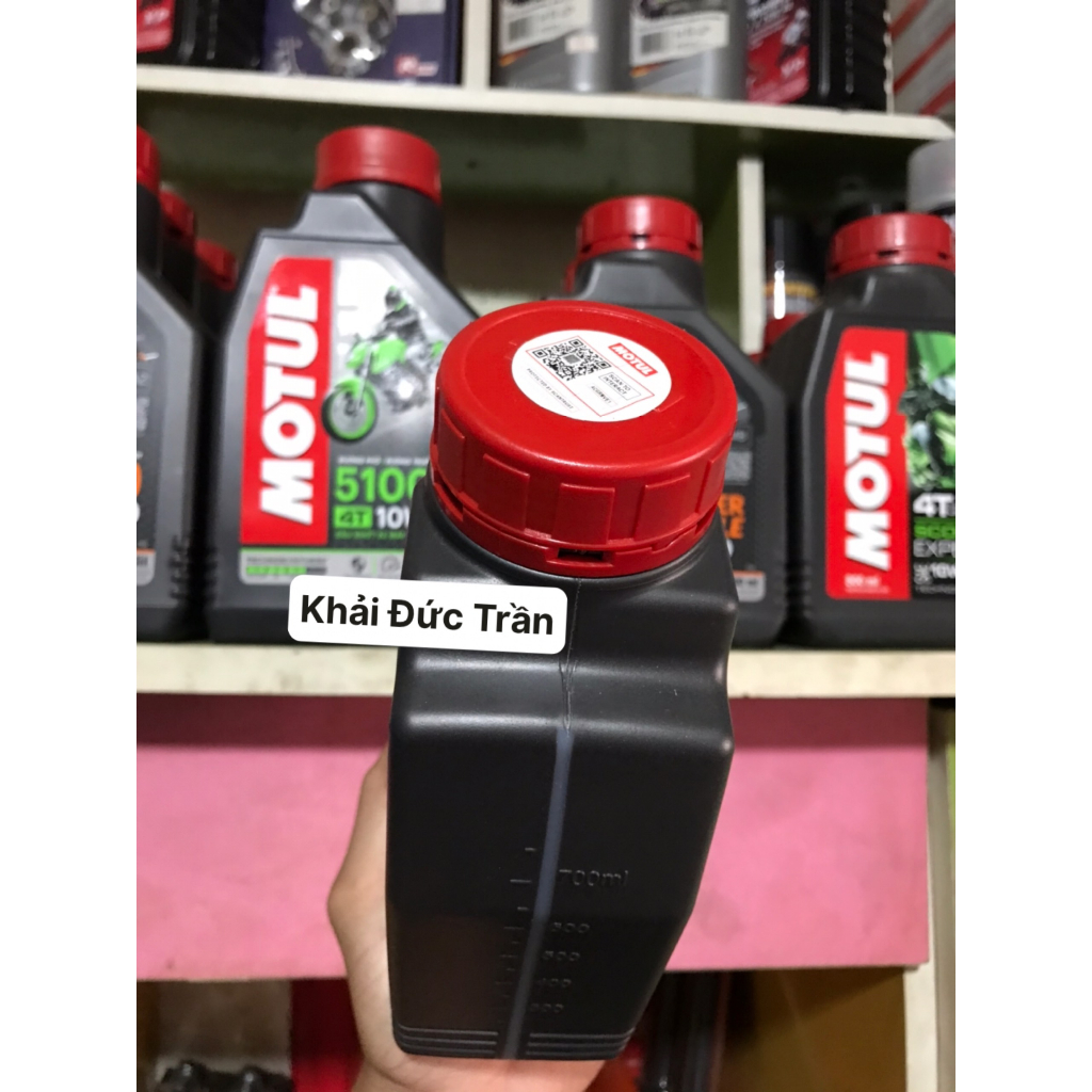Dầu nhớt xe tay ga MOTUL SCOOTER EXPERT LE 4T 10W30 0.8L