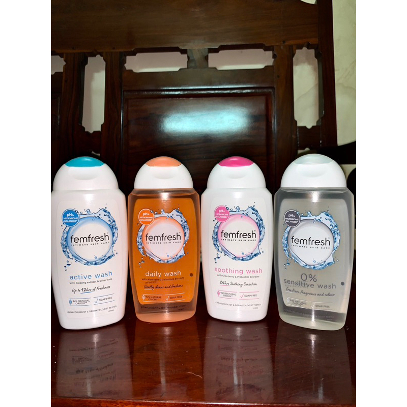 Dung Dịch Vệ Sinh Cao Cấp Hằng Ngày Femfresh Daily Intimate Wash 250ml