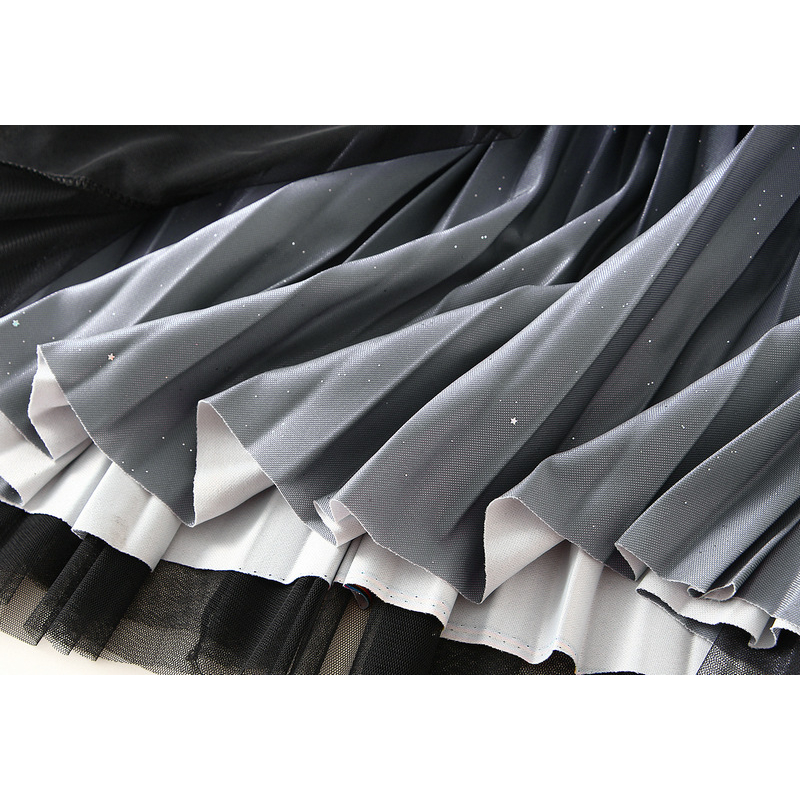 V.I.T House | Chân váy ren lưới ombre ánh kim 2 lớp