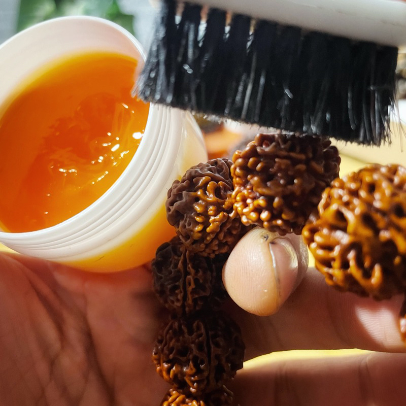 Vòng tay bồ đề kim cang phật giáo 108 rudraksha Dưỡng Bơ