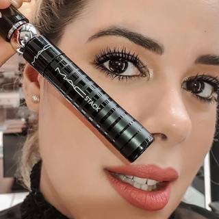 Chuốt mi Mascara Mac Stack dài dày cong mi