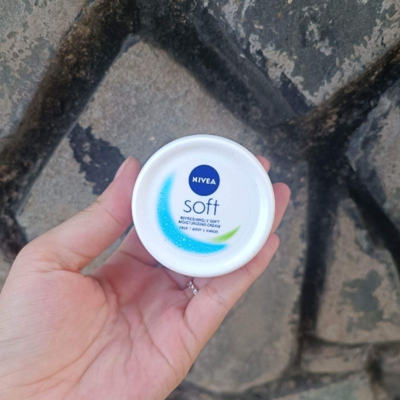 Kem dưỡng làm mềm da Nivea 50g