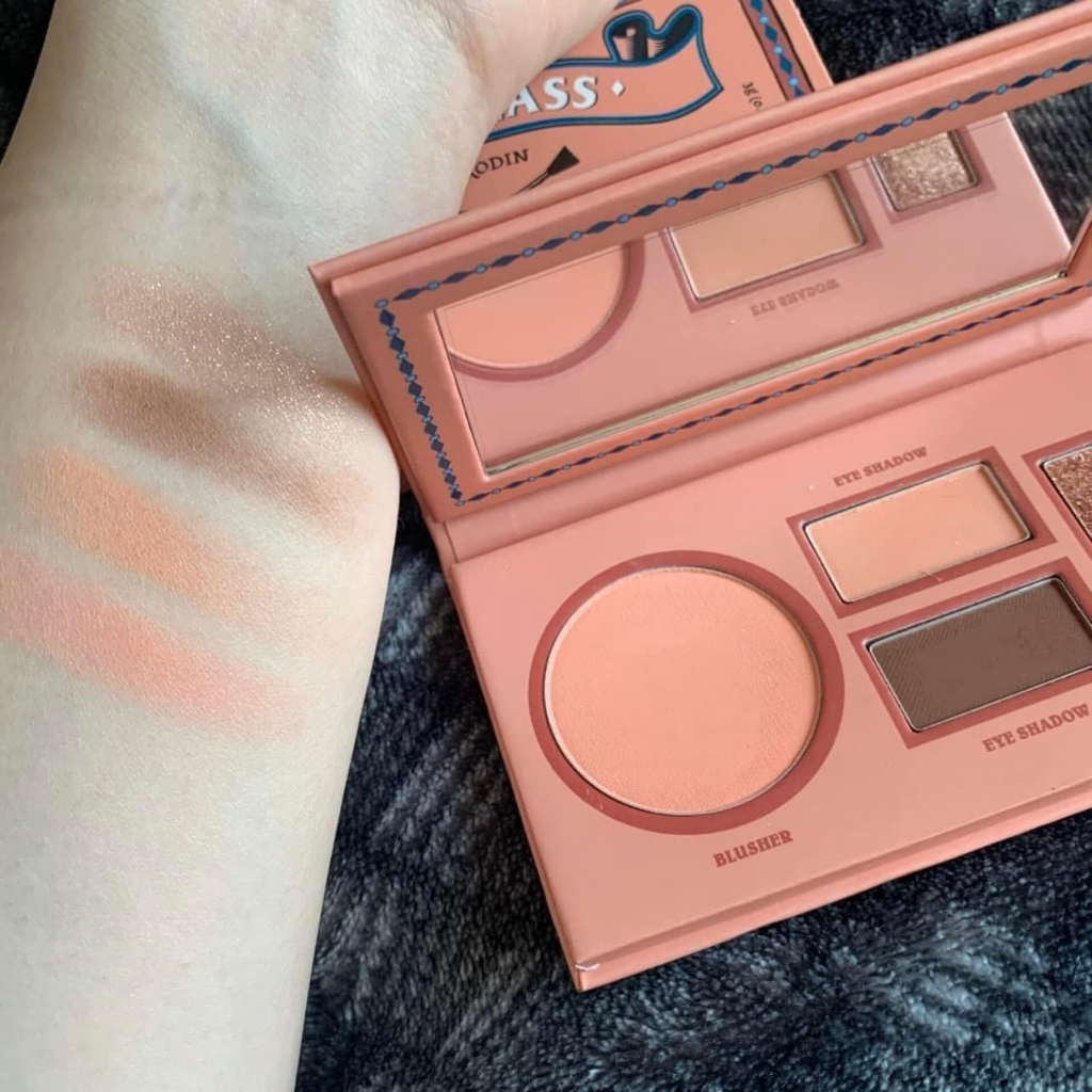 Bảng phấn mắt & Má too cool for school artclass by rodin all that palatte sale 76%