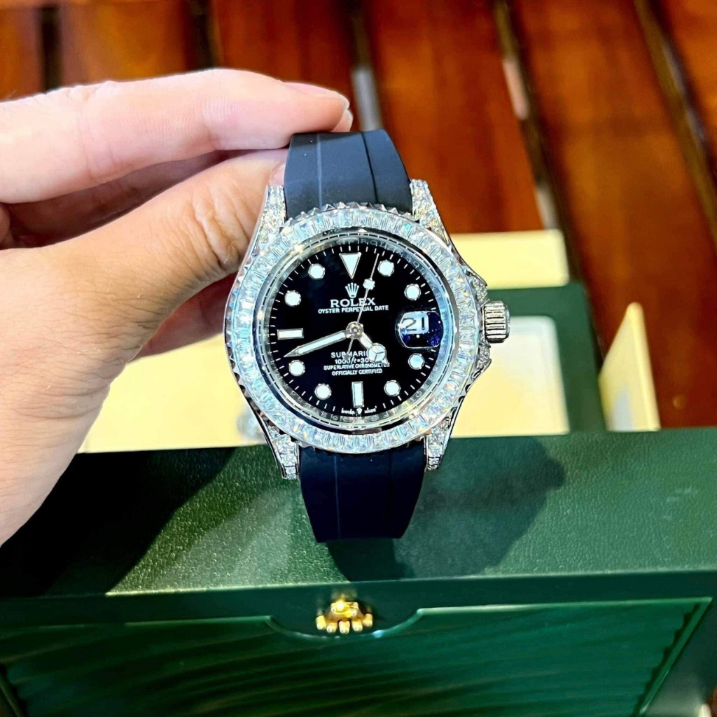 Đồng Hồ Nam R0lex Submariner viền đá CZ, dây cao su, máy cơ automatic, hỗ trợ cót tay