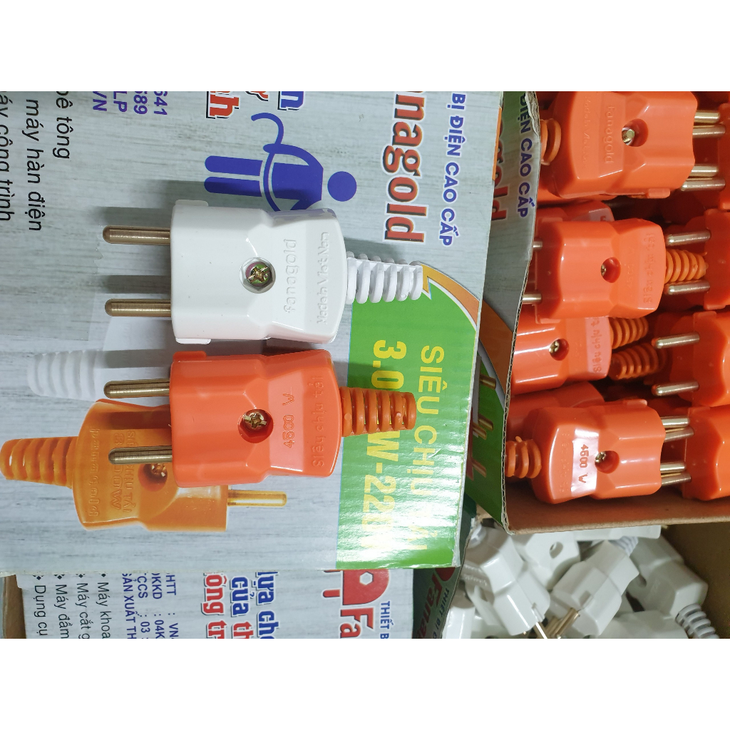 Phích chịu tải 4500w