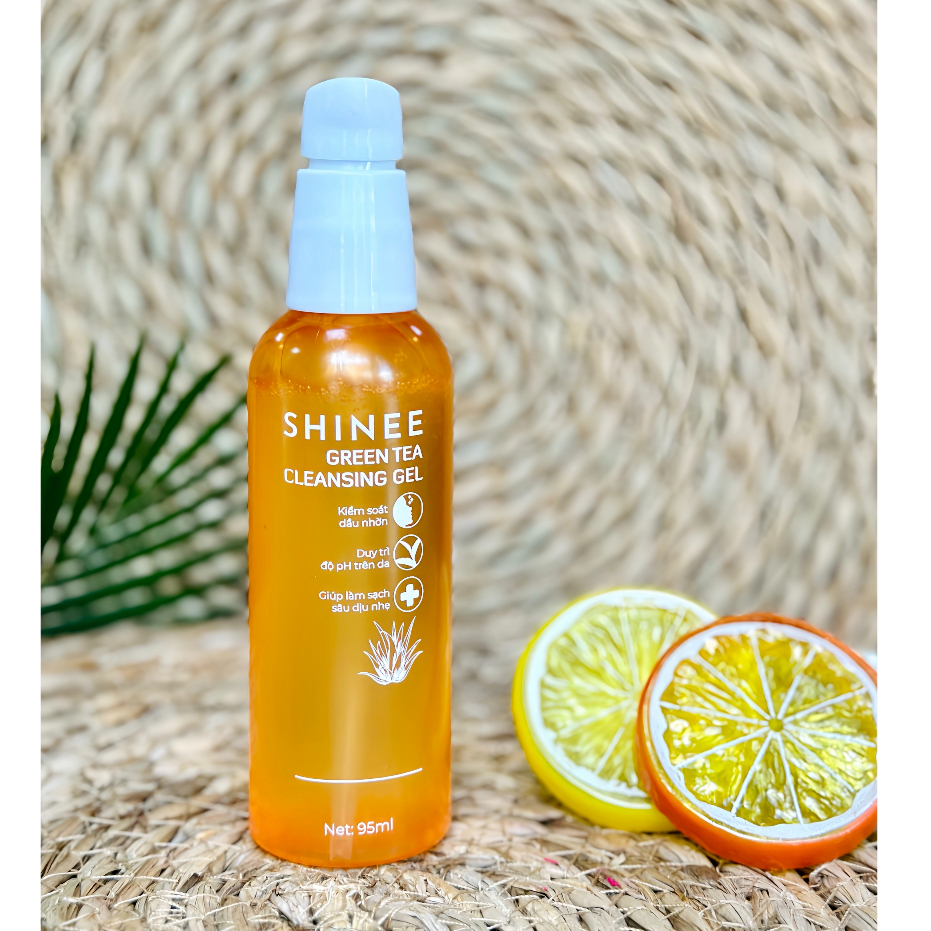 Gel Rửa Mặt - GREEN TEA CLEANSING GEL SHINEE - Lành Tín Sạch Thoáng