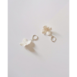 Khuyên tai hoa juliette earrings
