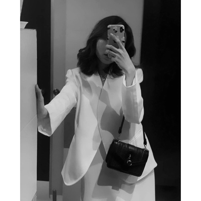 Pass áo blazer trắng new 100%