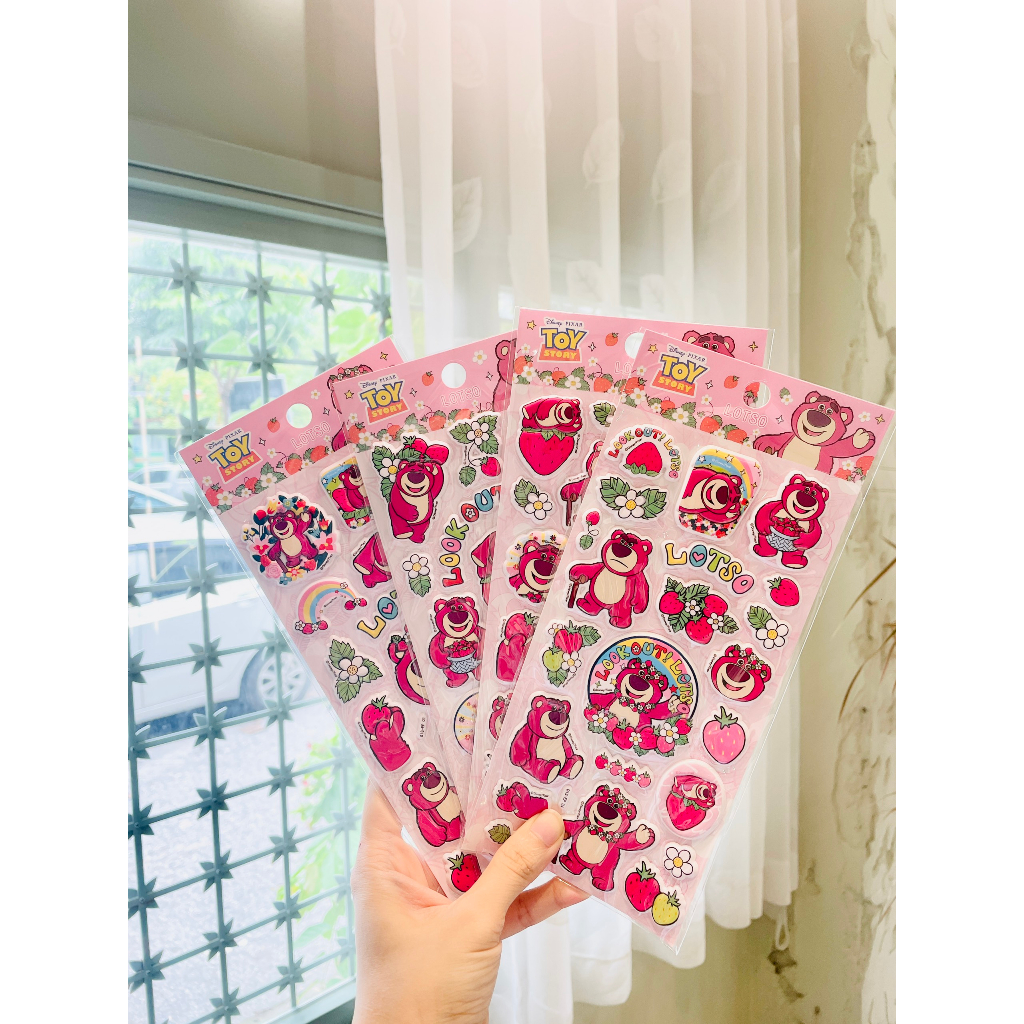 Hình dán sticker nổi 3D Gấu Dâu Lotso, Gấu Dâu Miniso cho bé