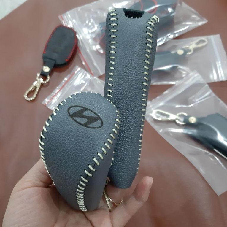 Combo bọc cần số & phanh tay các dòng xe Hyundai I10, Accent, Elantra, Tucson, Santafe...AT da bò thật