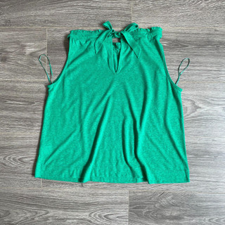 Áo ba lỗ nữ xanh lá